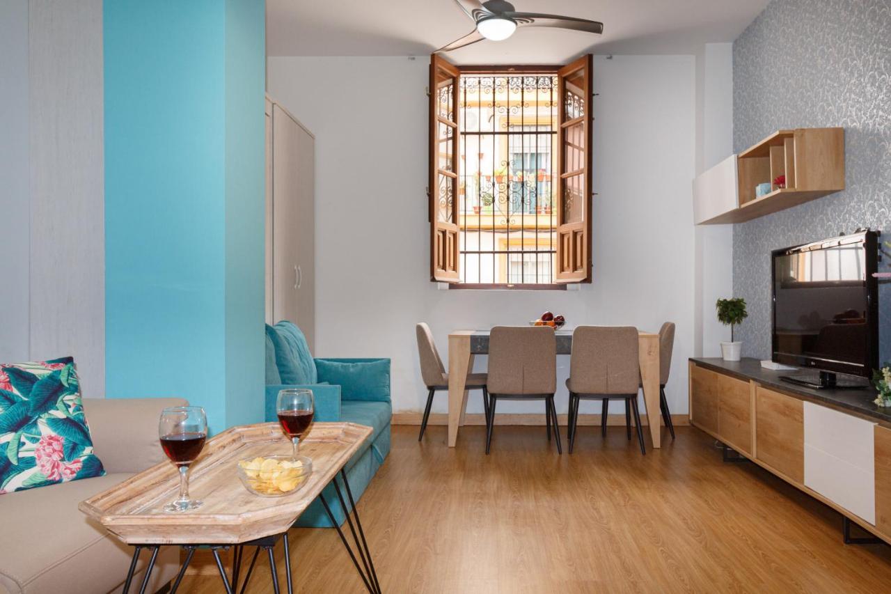 Apartamento Acogedor Y Equipado En El Centro De Sevilla Bagian luar foto